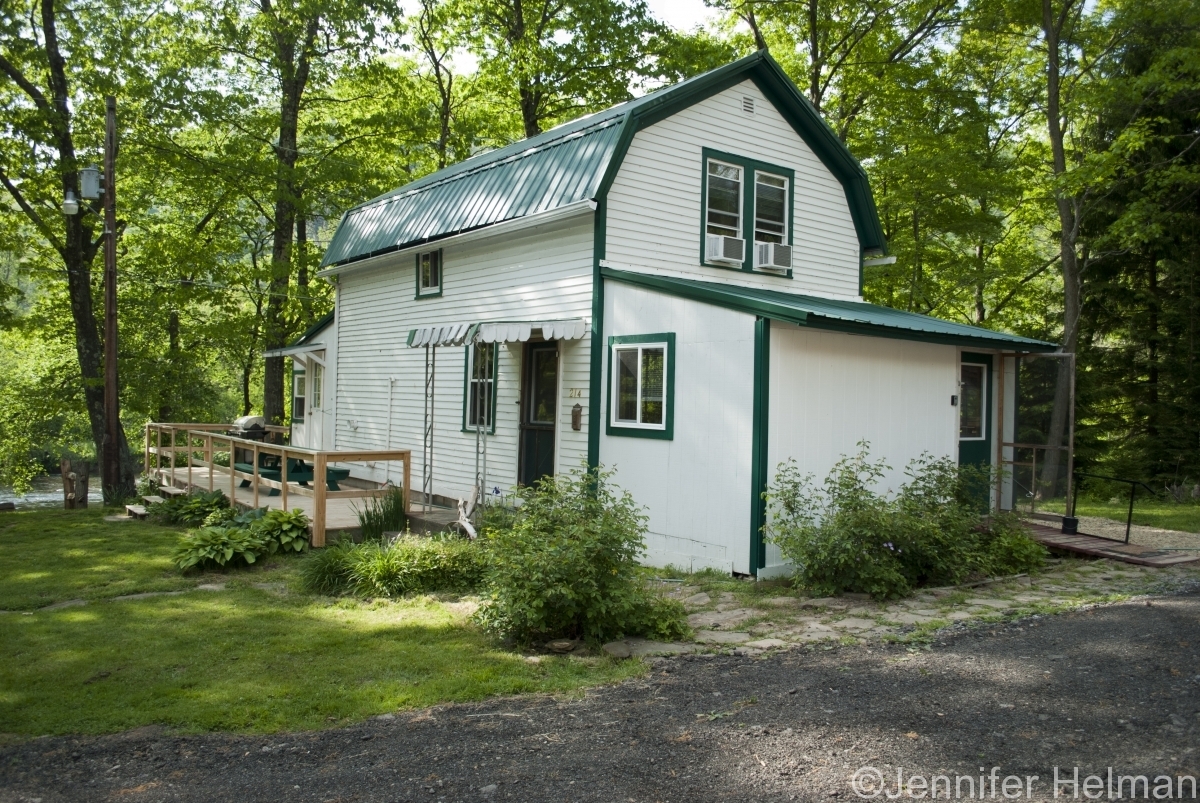 BackHouse (1)
